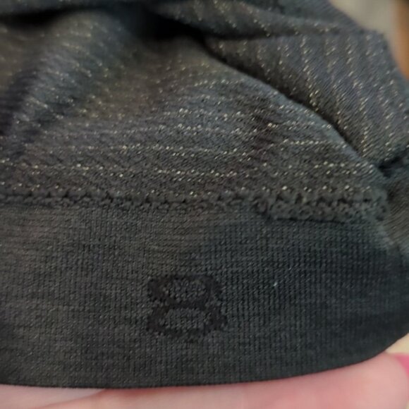 Lululemon limited edition Swiftly Tech Racerback Black / Black Toronto 10k - Picture 7 of 7